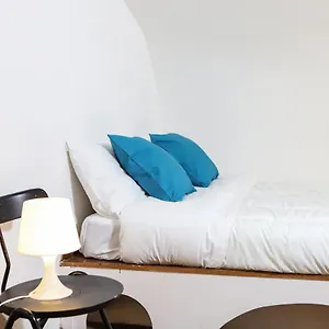 Studio Flat In The Historical Center By Wonderful Italy , Napoli Italia